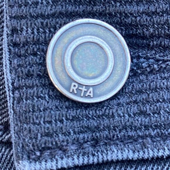 RtA Black Washed Distressed Cuffed Cropped Jeans. Size 25. Excellent Condition. - Picture 3 of 6